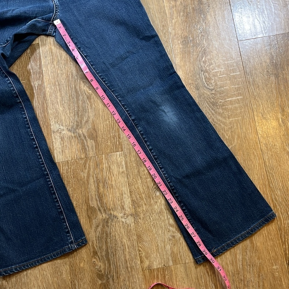 Patagonia Bootcut Jeans Blue Denim Medium Wash Women's Size 30 EUC Mid Rise - Picture 11 of 14
